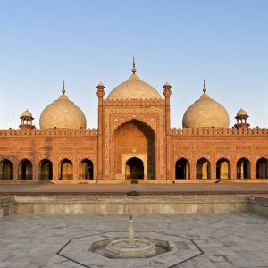 Cheapest Flight to Lahore