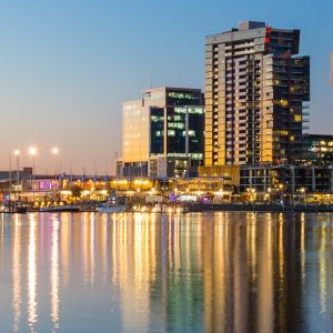 Cheap Flights to Melbourne