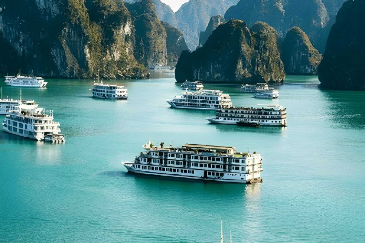 A Luxury Escape to Singapore, Vietnam & The Philippines  - 11 Nights