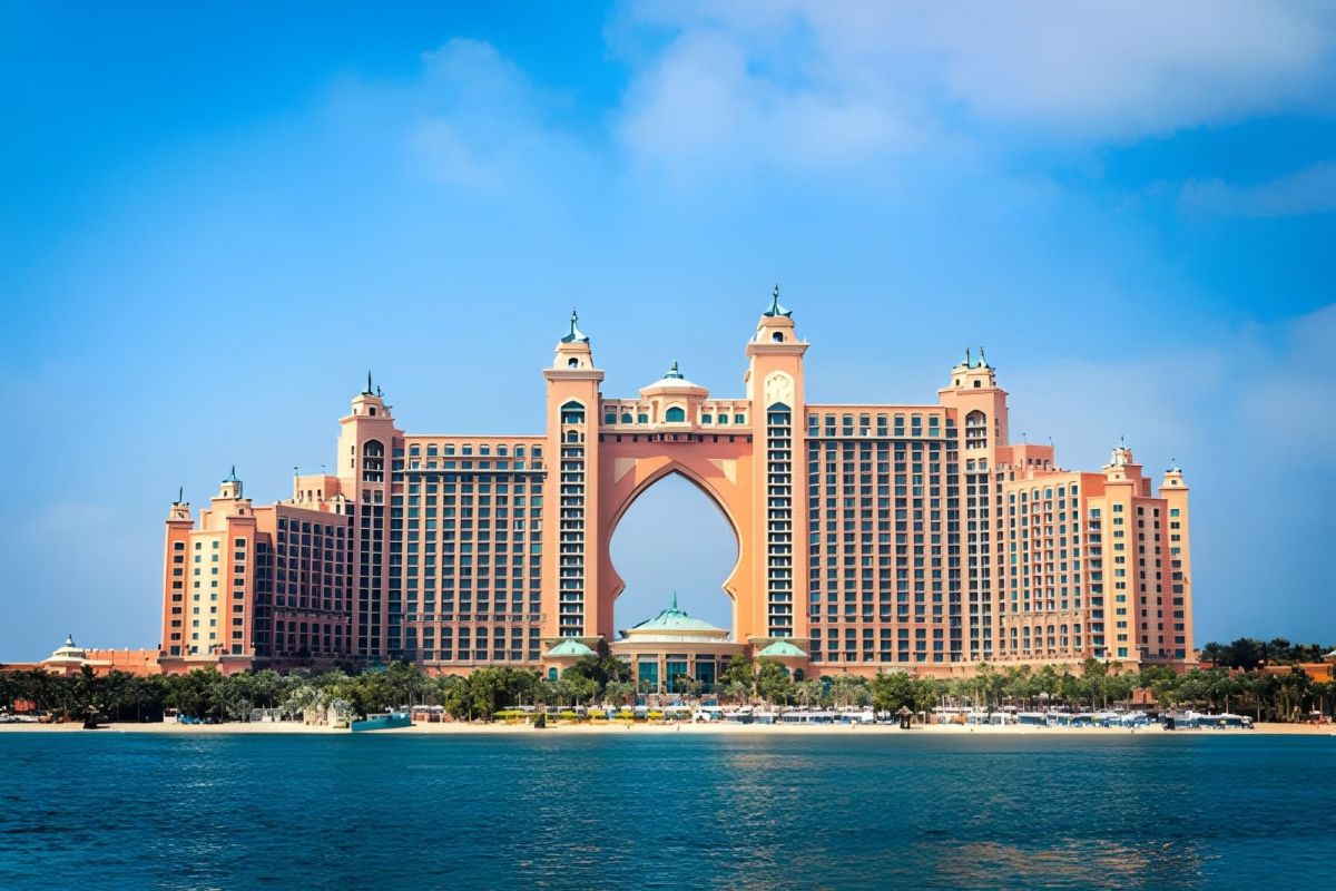 Dubai & Abu Dhabi Luxury Escape – 6 Nights