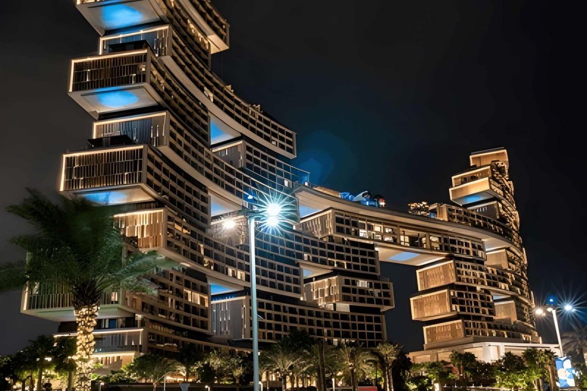 Dubai & Maldives Ultra Luxury