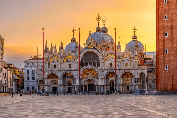 Venice Holiday
